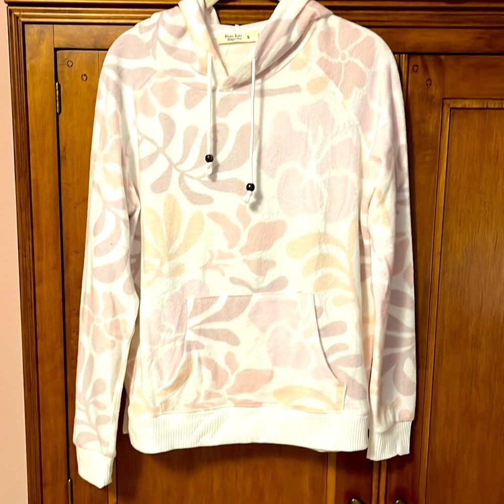 Ron Jon hoodie . So soft !! Size S  worn once